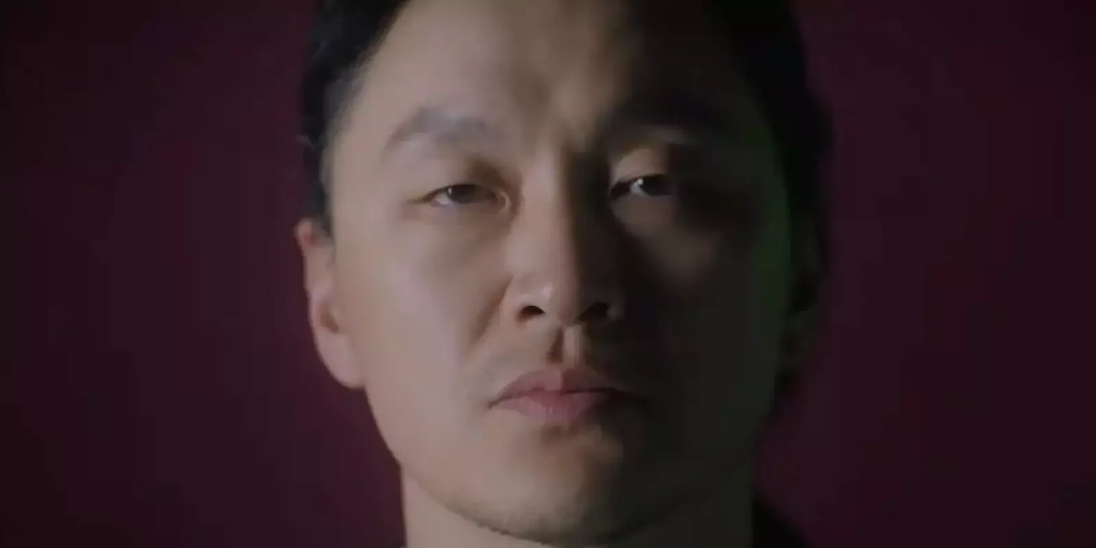 Herec Yang dong-geun v seriálu Hra na Oliheň 2