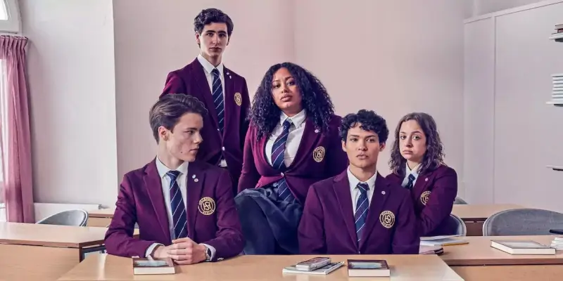 Hlavní hrdinové třetí sezóny švédského seriálu Mladá modrá krev.