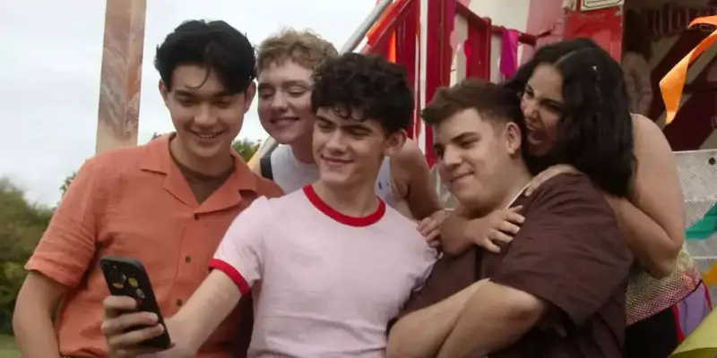 Skupinka přátel v seriálu Srdcerváči