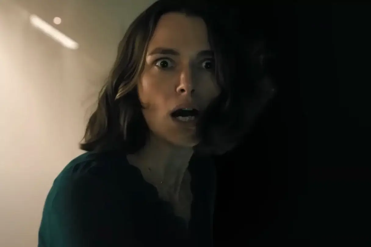 Návrat Keiry Knightley a nové Monstrum: Co nás čeká v říjnu na Netflixu?